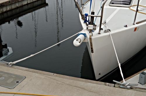 Tips on Tying Your Boat to the Dock | Boating Safety Tips, Tricks 