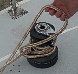 Towboat Hitch / Capstan Hitch – Step 5 -  / Lighterman's Hitch / Backhanded Mooring Hitch