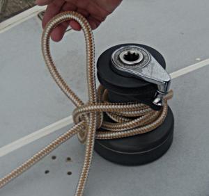 Towboat Hitch / Capstan Hitch – Step 7 -  / Lighterman's Hitch / Backhanded Mooring Hitch